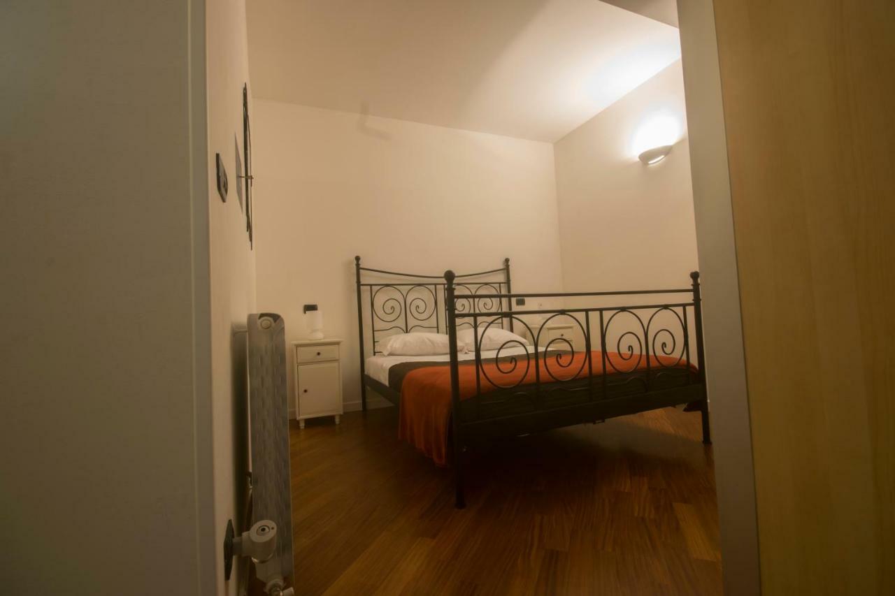 Suite Del Borgo - Affittacamere - Guest House Bologne Extérieur photo