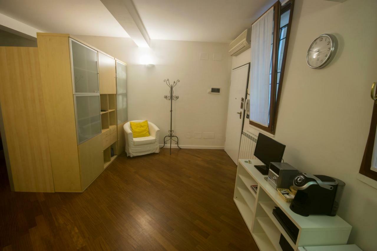 Suite Del Borgo - Affittacamere - Guest House Bologne Extérieur photo