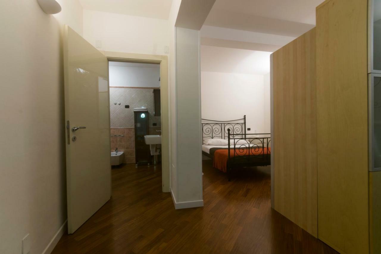 Suite Del Borgo - Affittacamere - Guest House Bologne Extérieur photo