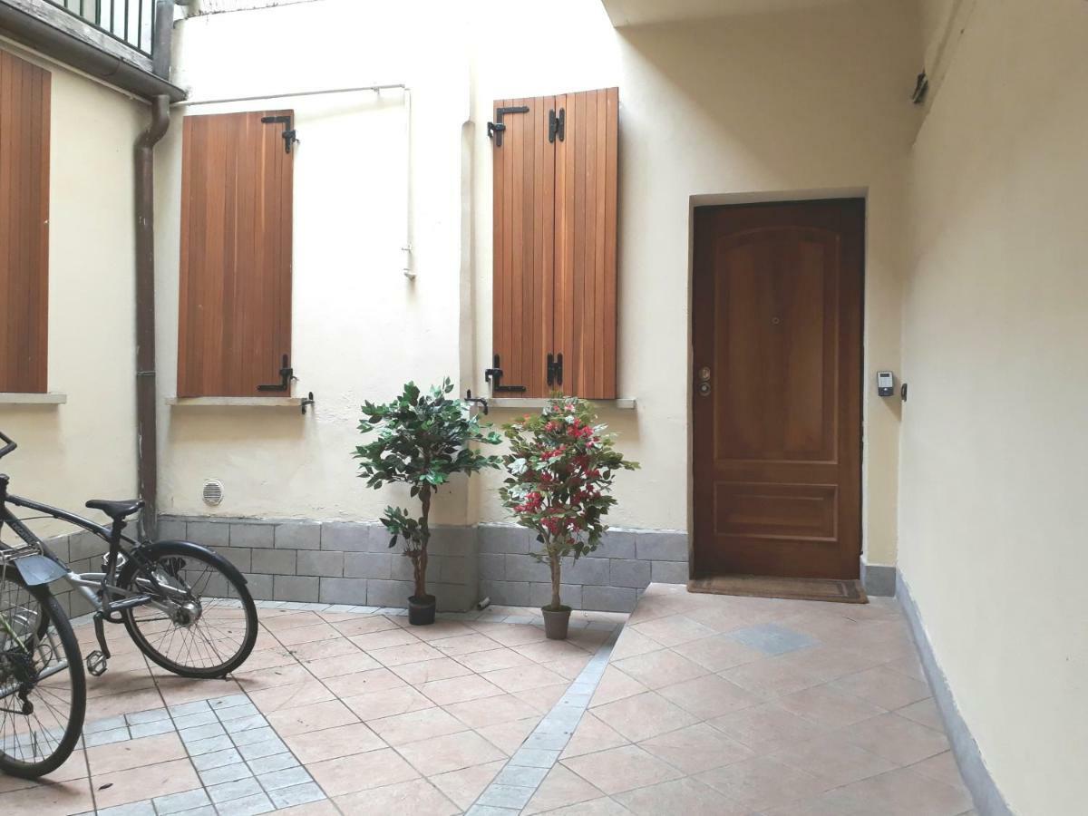 Suite Del Borgo - Affittacamere - Guest House Bologne Extérieur photo