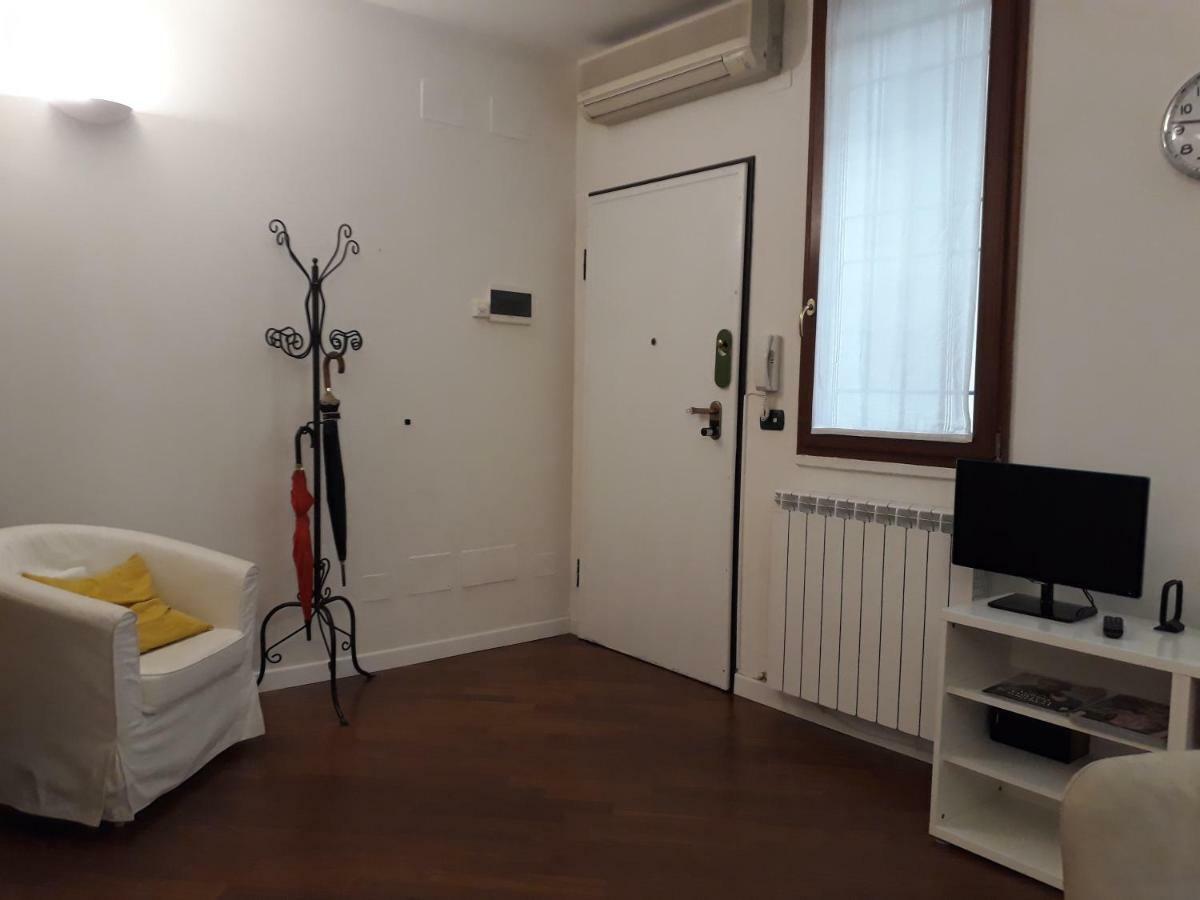 Suite Del Borgo - Affittacamere - Guest House Bologne Extérieur photo